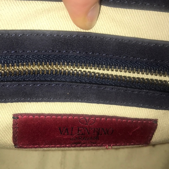 Valentino Garavani Handbag - Picture 4 of 7